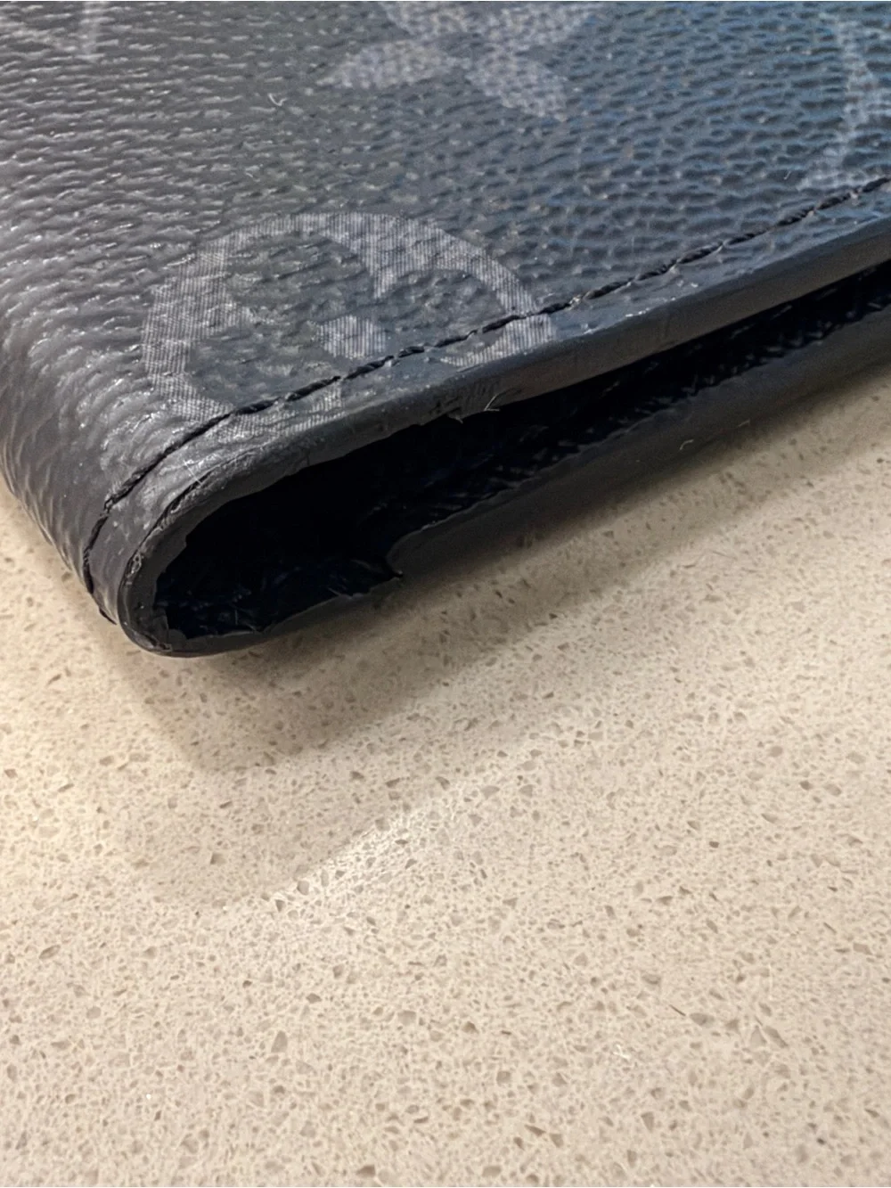 Louis Vuitton Men’s Multiple Wallet in Monogram Eclipse